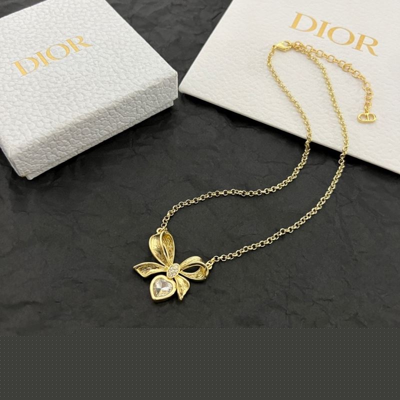 ch**an D*or necklaces